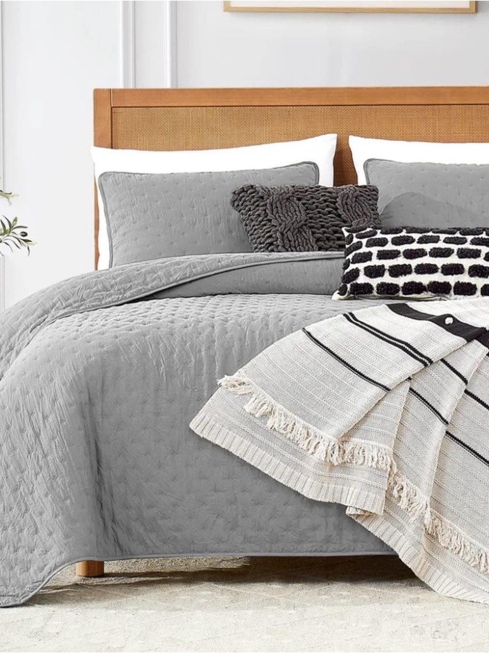 Dreamy Nights Comfy Delights Bedding Set - Queen
